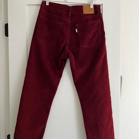 Levi’s Wedgie Straight Corduroy Maroon Size 28 - Picture 2 of 2